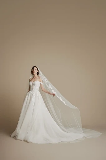 La Premiere Callie #6 thumbnail