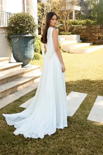 La Premiere Cecil #2 thumbnail