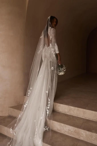 Grace Loves Lace #Pierlot Veil #4 Ivory thumbnail