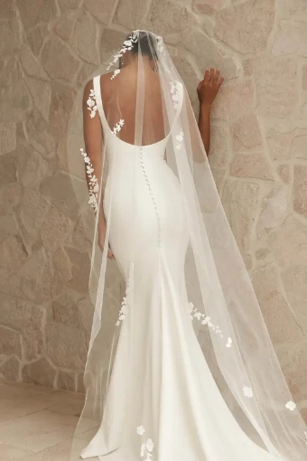 Grace Loves Lace #Pierlot Veil #7 Ivory thumbnail