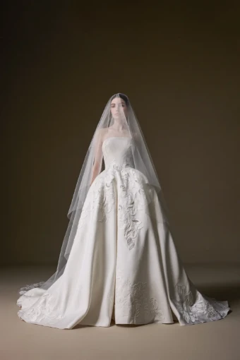 La Premiere Chandra Veil #0 thumbnail