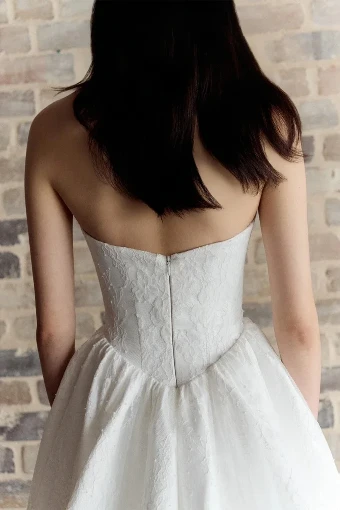 Grace Loves Lace Margo #6 thumbnail