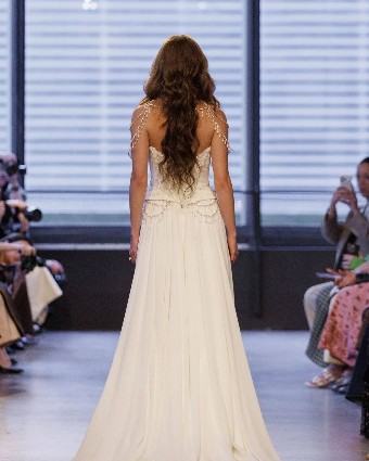 Hayley Paige Bijou Bijou #1 thumbnail