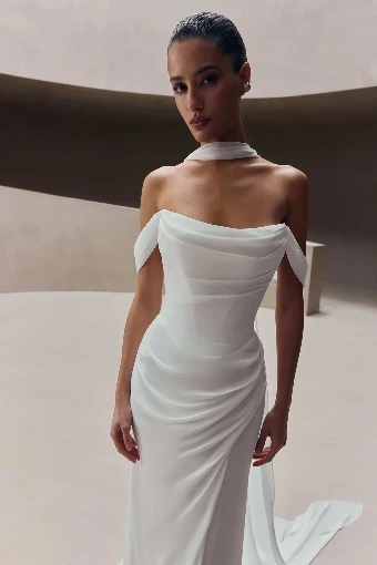 Milla Nova - White and Lace Elyssar #4 thumbnail