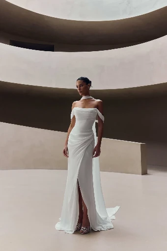 Milla Nova - White and Lace Elyssar #0 default thumbnail