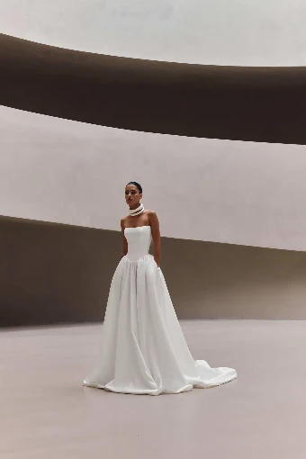 Milla Nova - White and Lace Norienne #0 default thumbnail