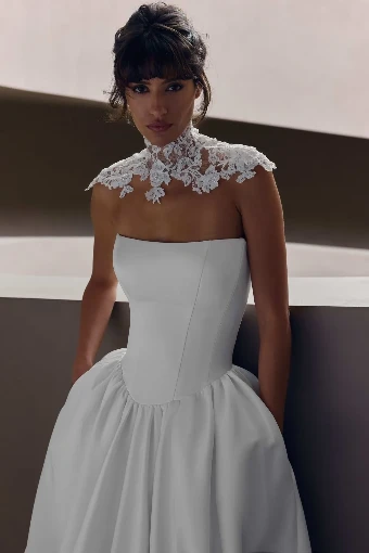 Milla Nova - White and Lace Norienne #1 thumbnail